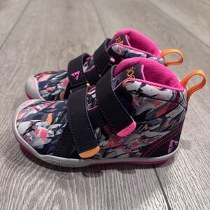 Plae Max High Top Sneakers Kids Size 9 Multi Color Abstract Print Hook and Loop